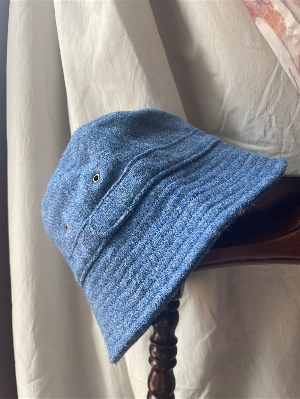 J CREW LAMBSWOOL BUCKET CAP